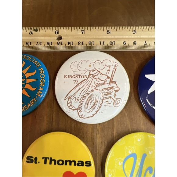 15 Destination Button Pins Reno Las Vegas NY UCLA Virgin Islands St Thomas - Picture 4 of 10